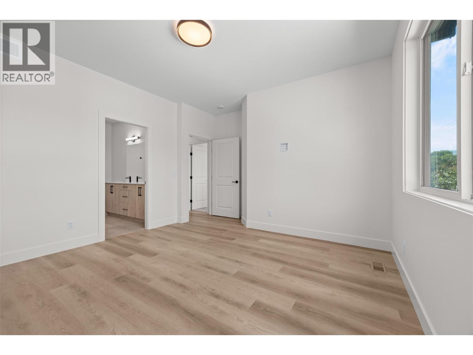 773 Kinnear Avenue Unit# 1