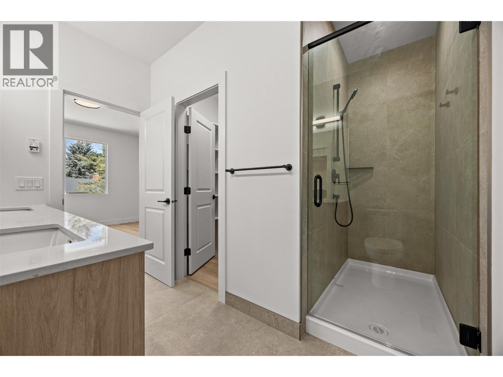 773 Kinnear Avenue Unit# 1