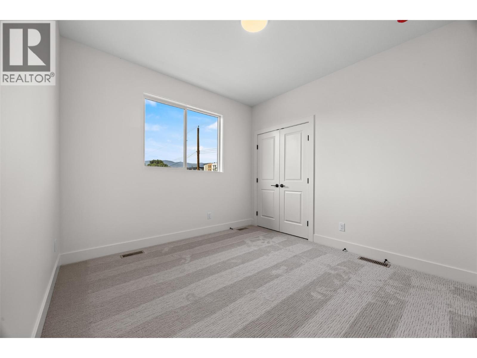 773 Kinnear Avenue Unit# 1