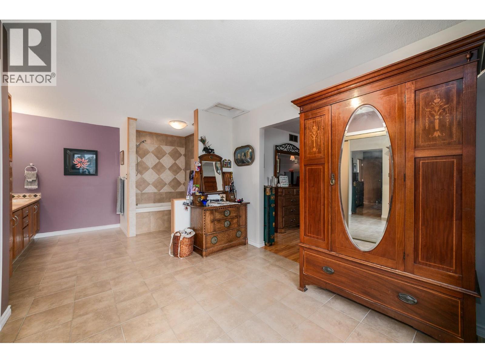 771 Cassiar Court