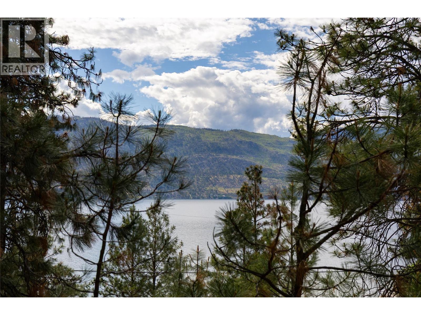 Lot A Okanagan Centre Road W