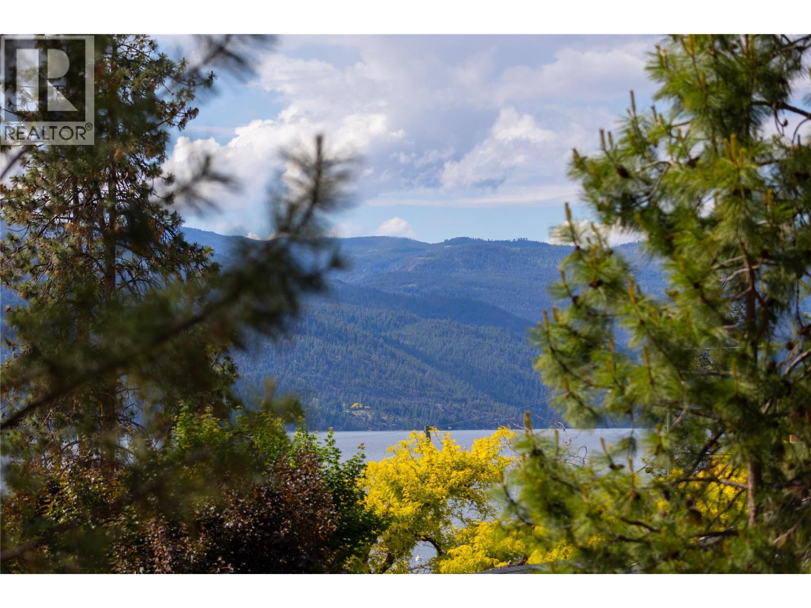 Lot A Okanagan Centre Road W