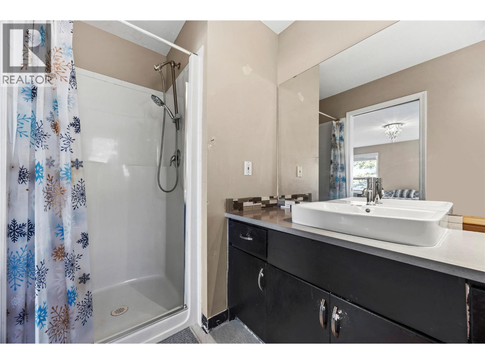2308 Lillooet Crescent