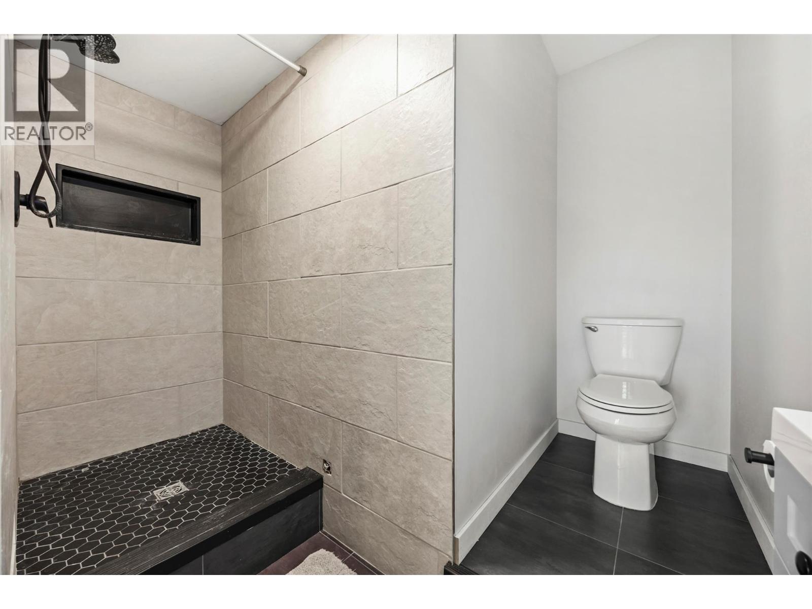 2308 Lillooet Crescent