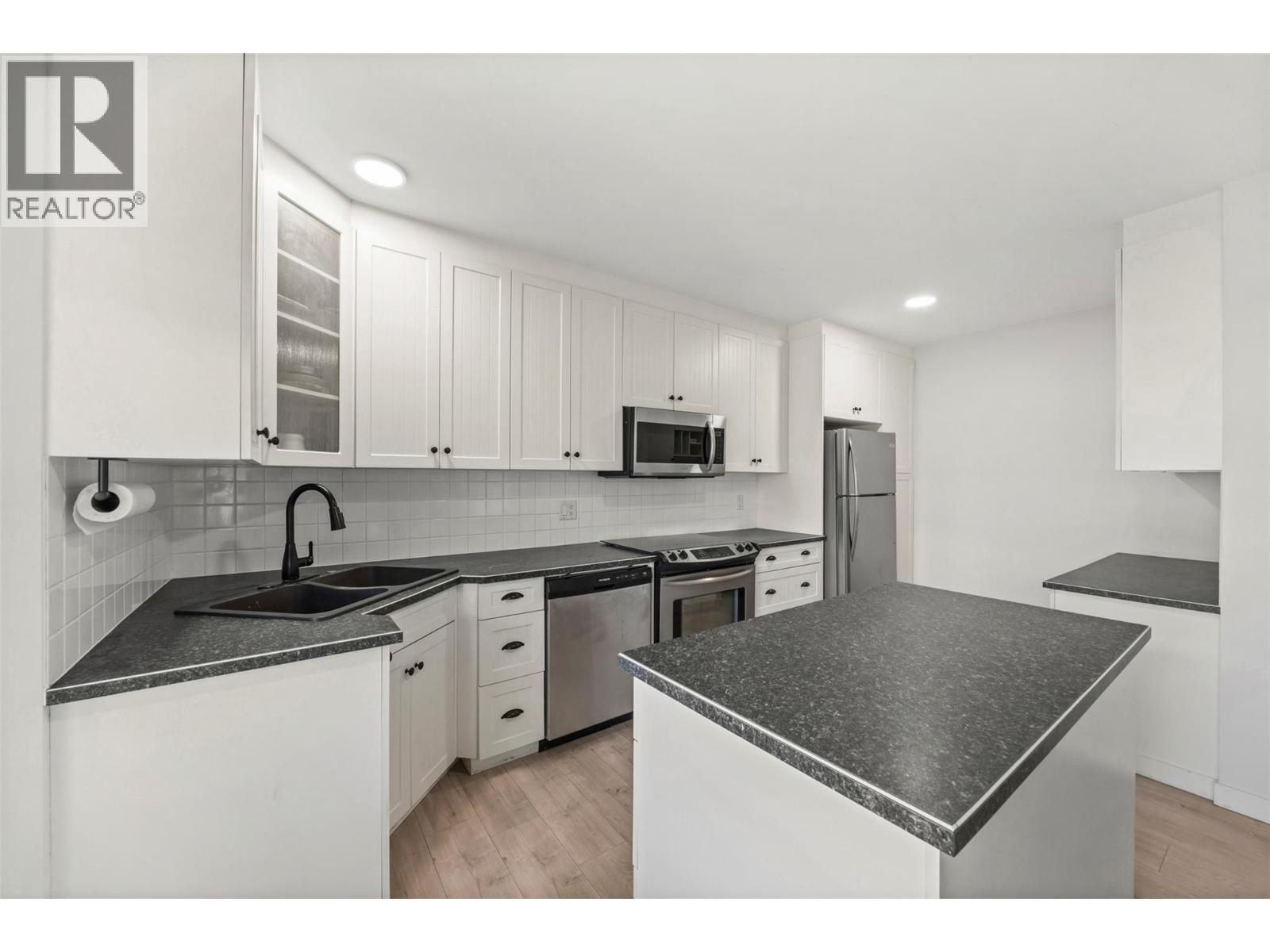 2308 Lillooet Crescent