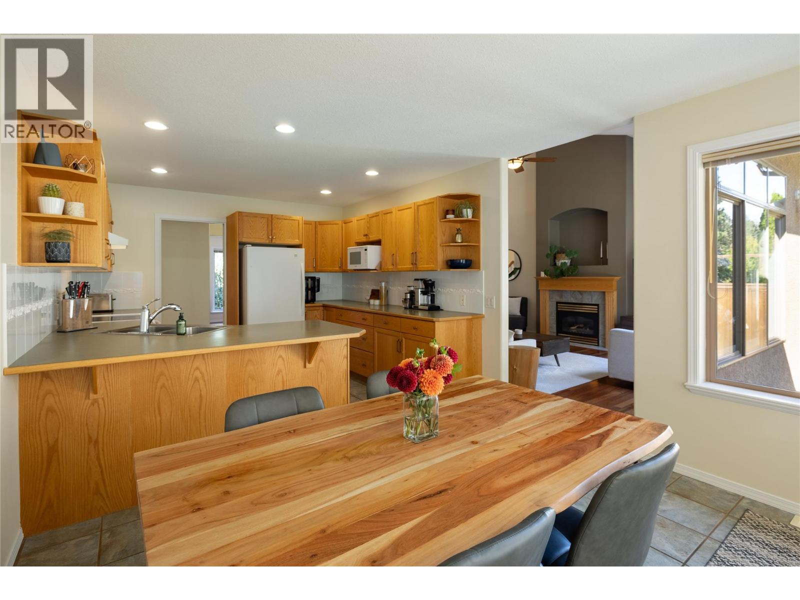 1051 Chilcotin Crescent