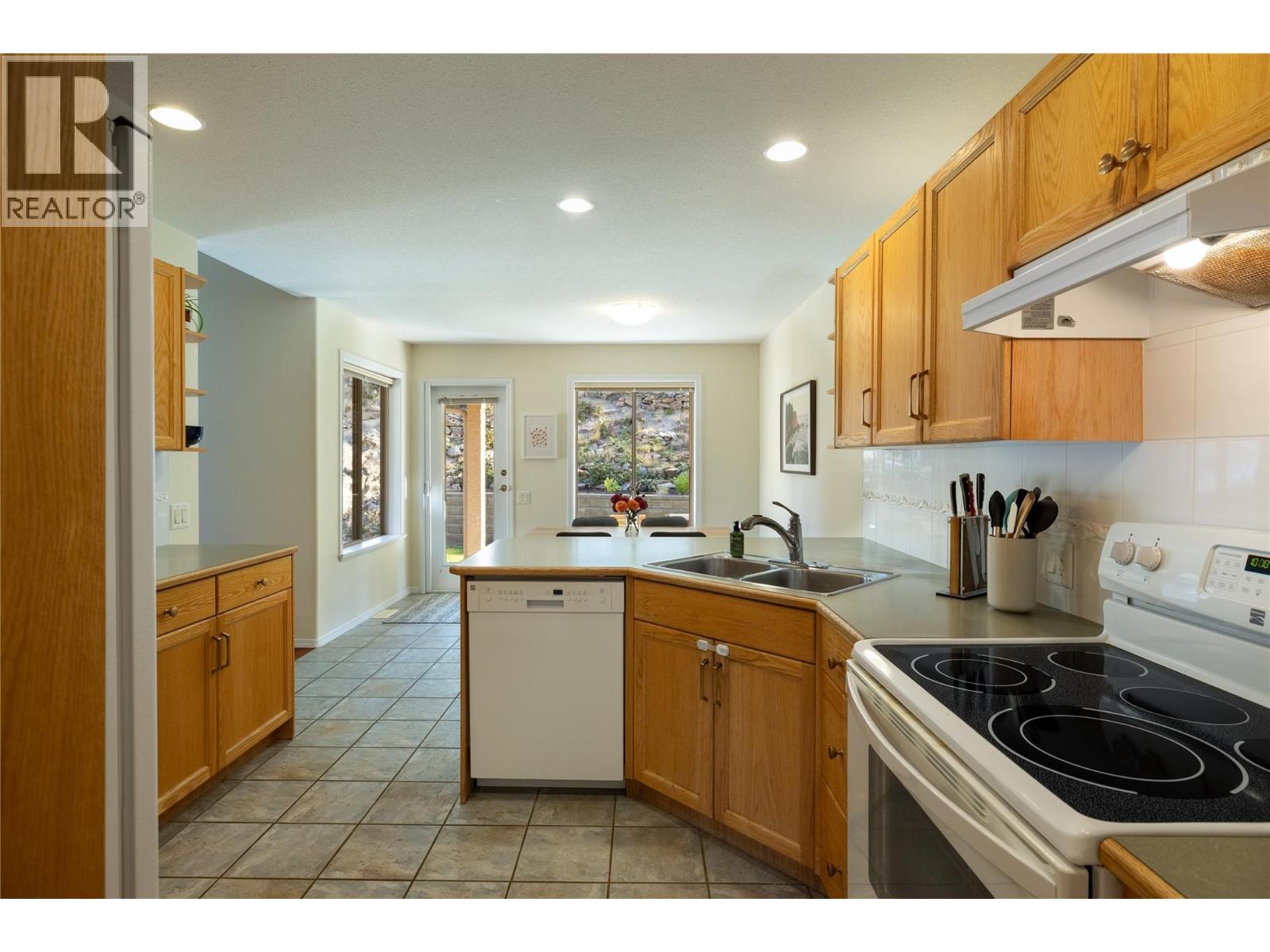 1051 Chilcotin Crescent