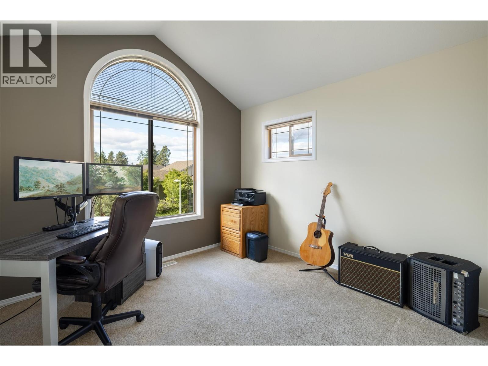 1051 Chilcotin Crescent