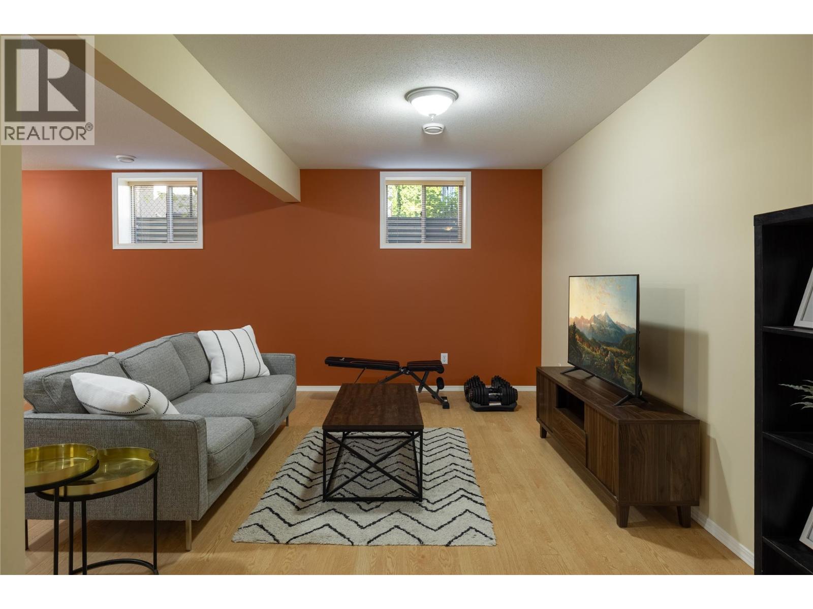 1051 Chilcotin Crescent