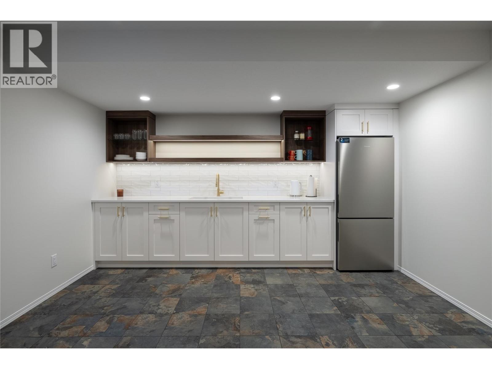 1051 Chilcotin Crescent