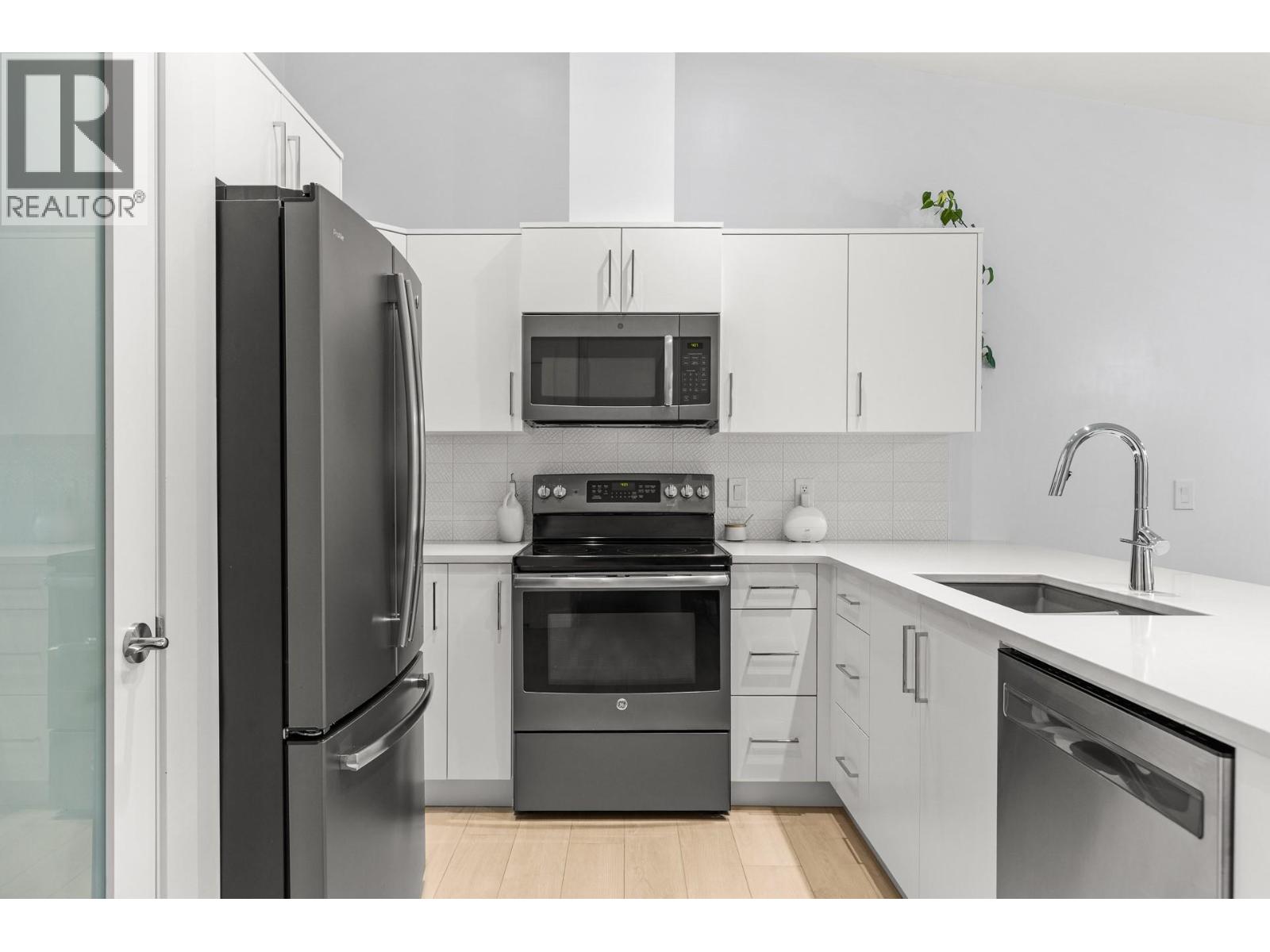225 Glen Park Drive Unit# 20