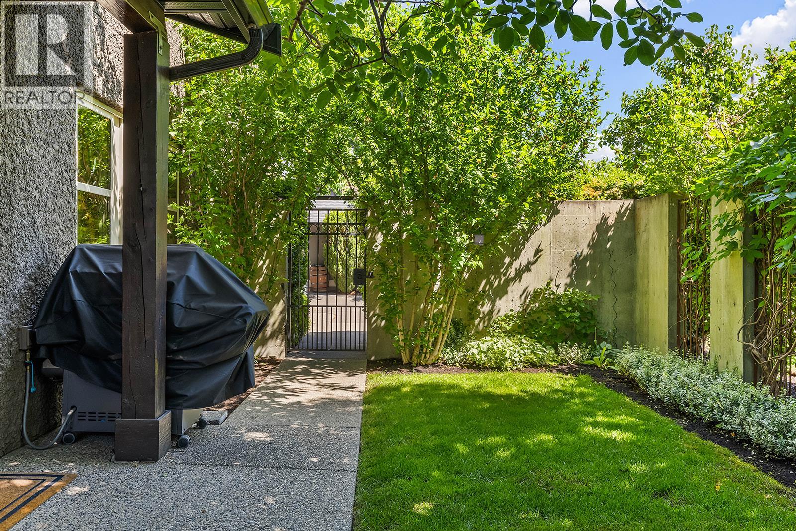 2683 Bath Street