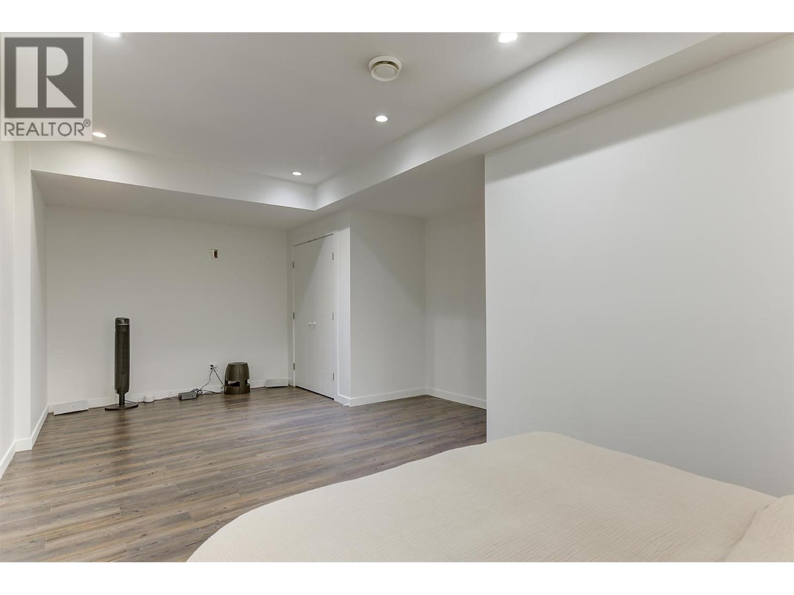1818 Peak Point Court Unit# 32