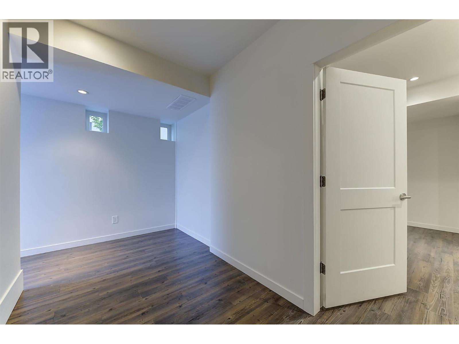 1818 Peak Point Court Unit# 32