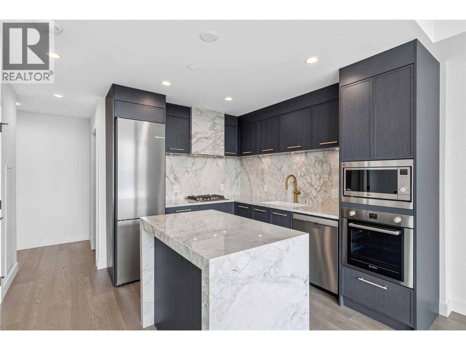 3800 Capozzi Road Unit# 701