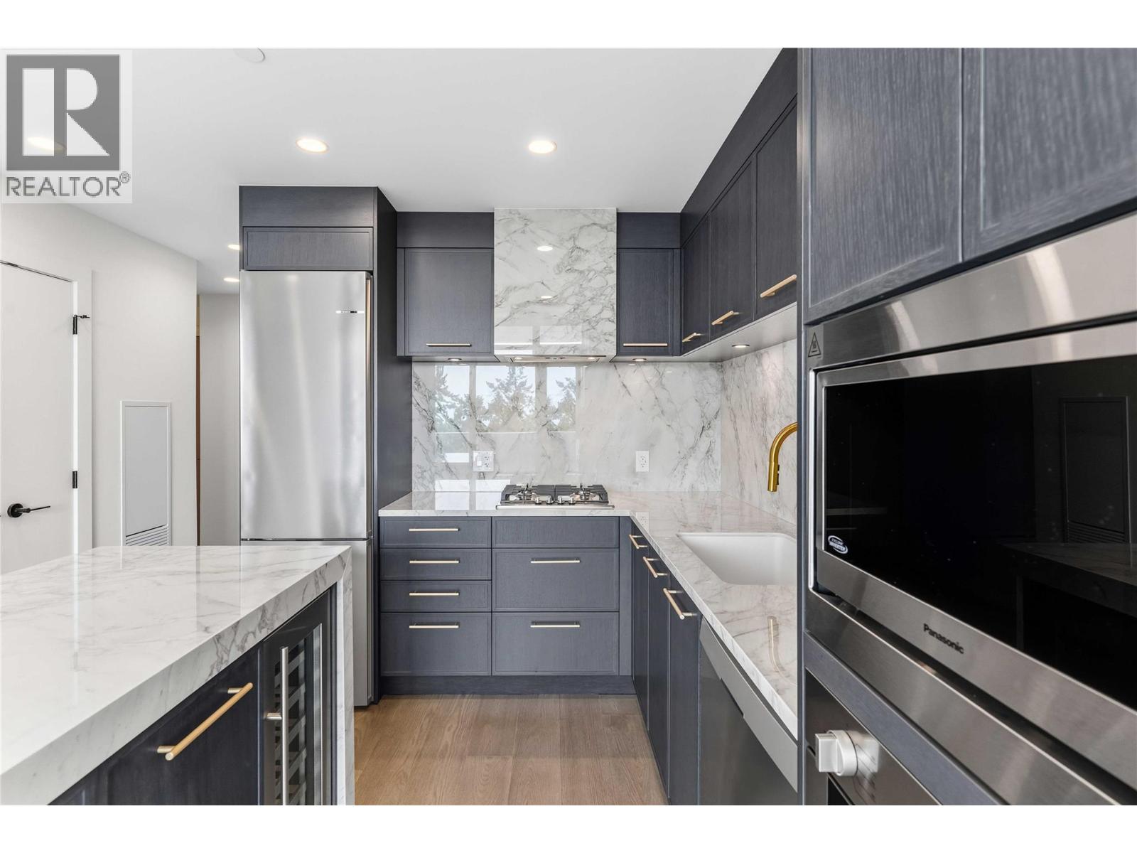 3800 Capozzi Road Unit# 701