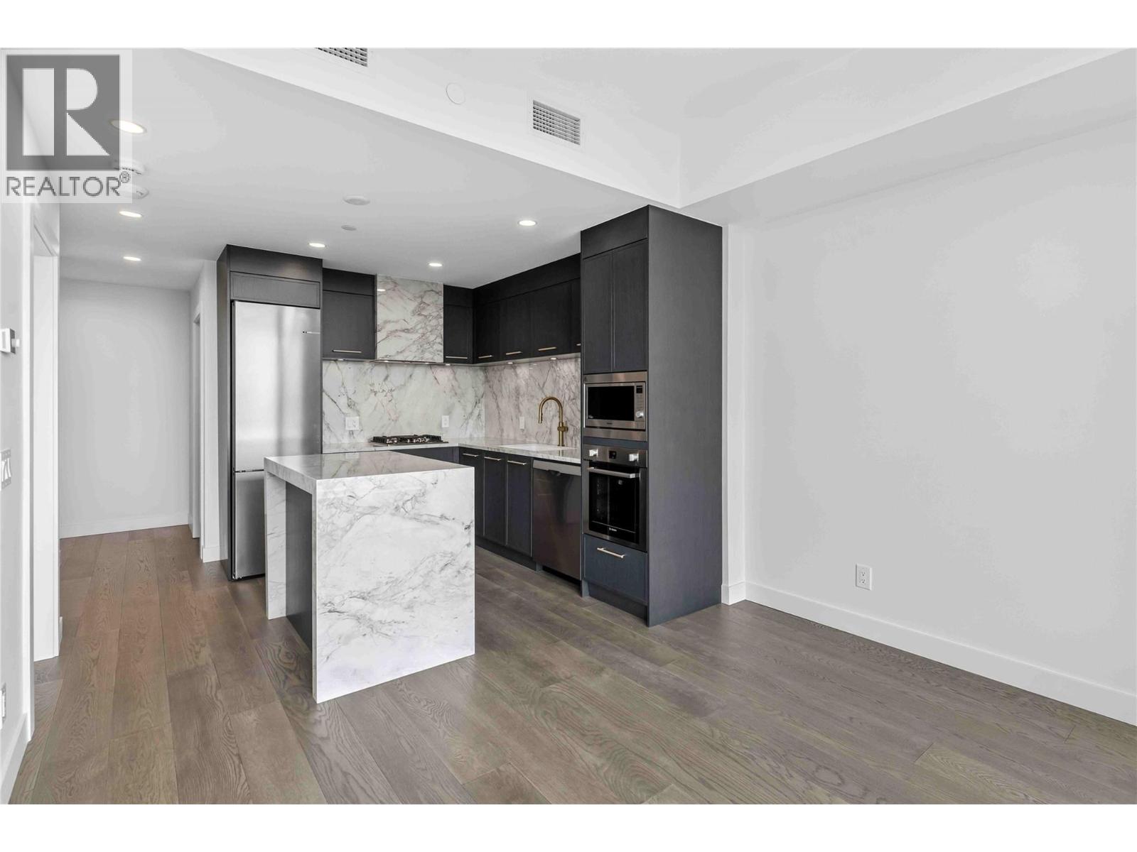 3800 Capozzi Road Unit# 701