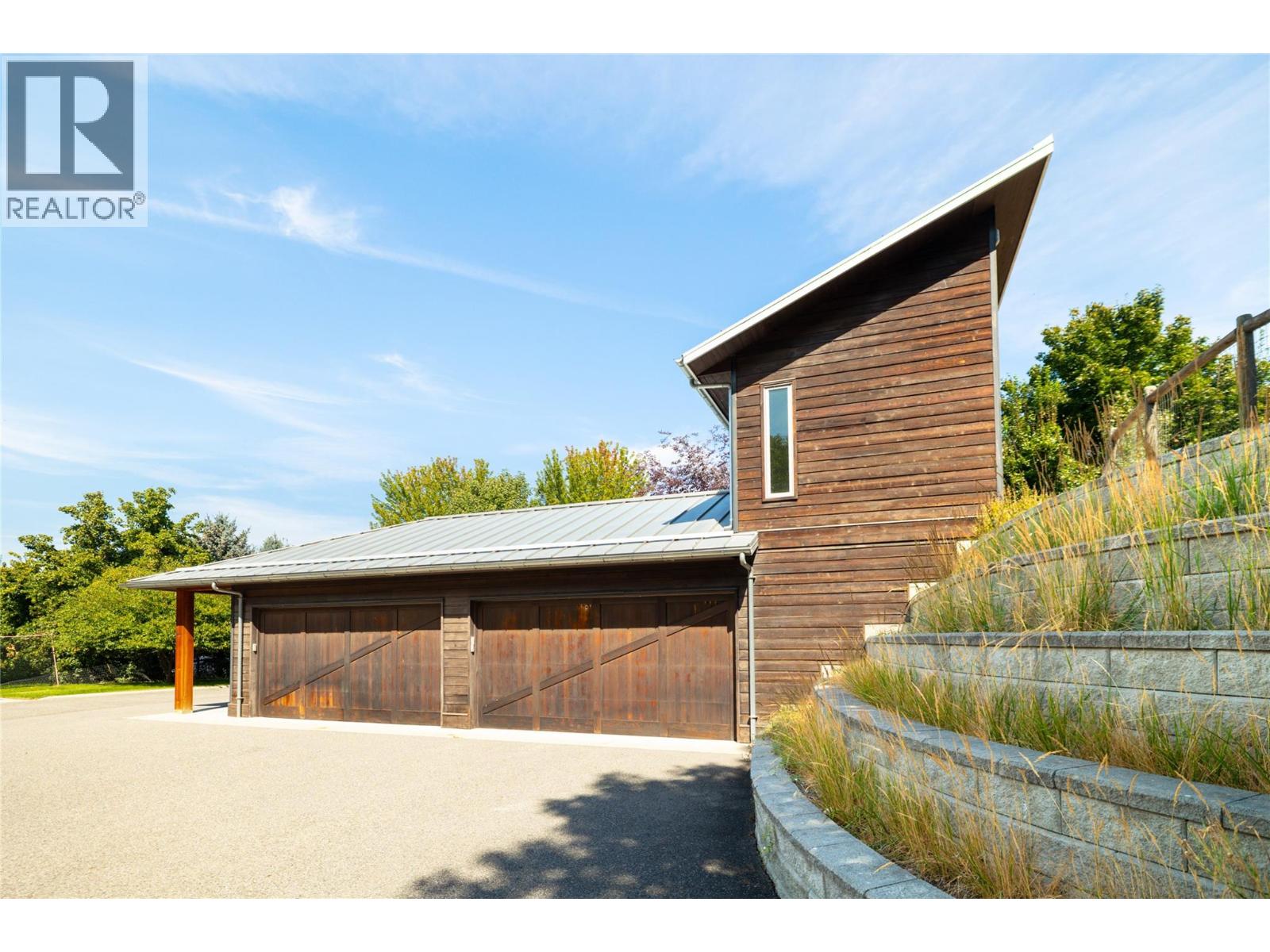 4840 LAKESHORE Road