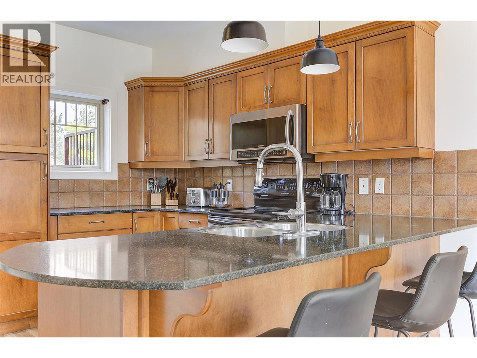 1795 Country Club Drive Unit# 204