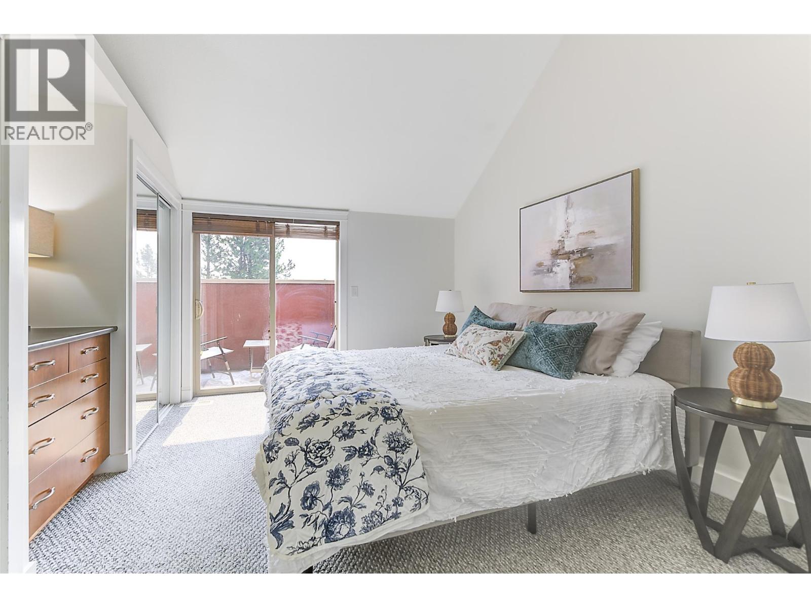 1795 Country Club Drive Unit# 204