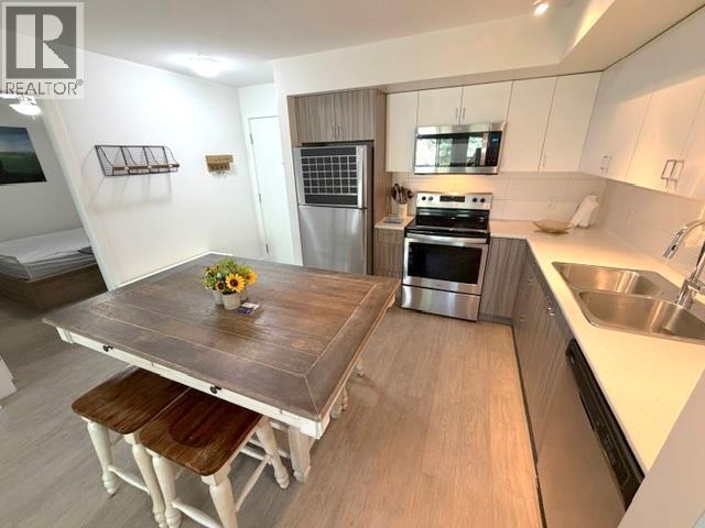 725 Academy Way Unit# 211