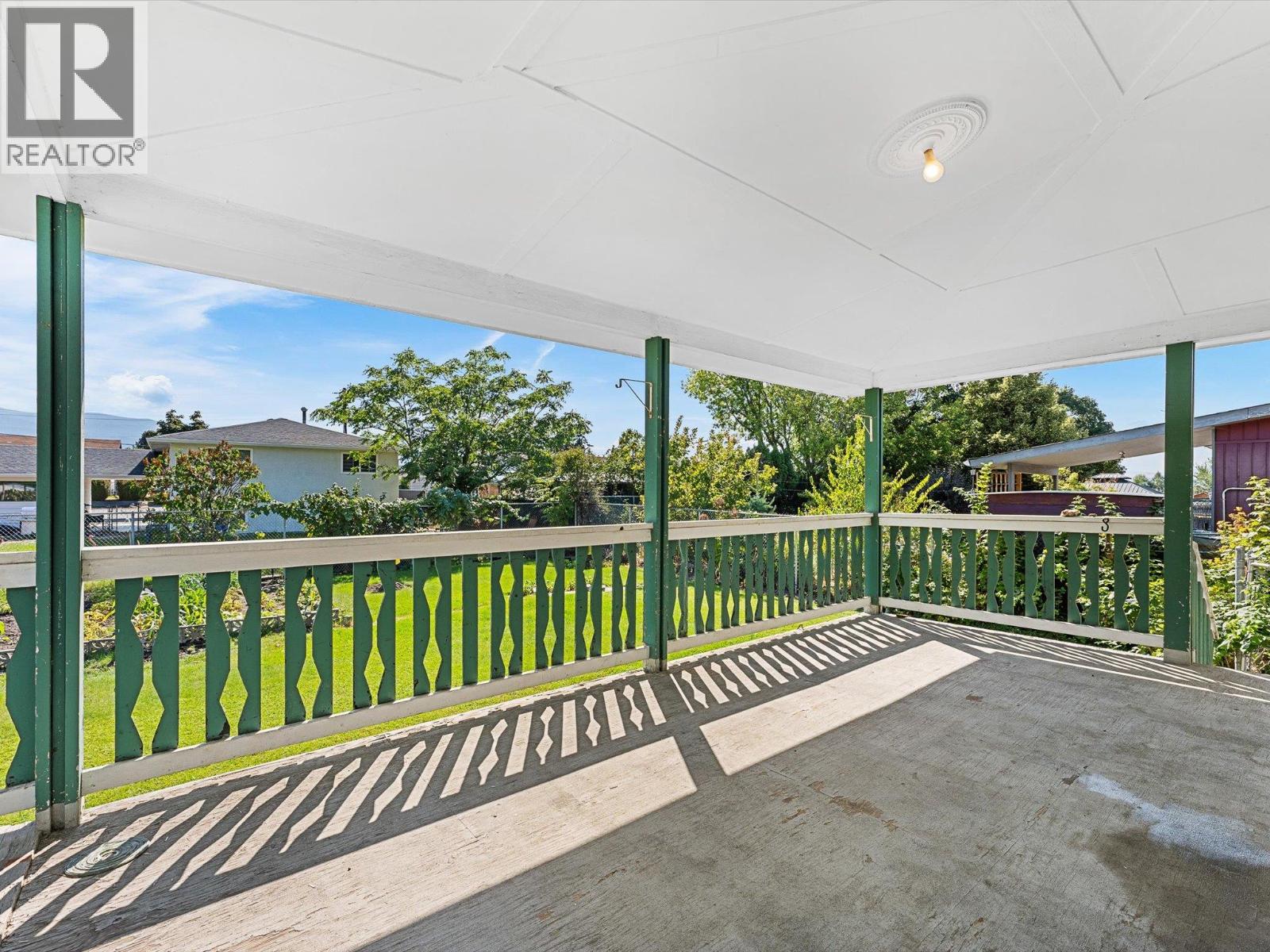 465 Hollydell Road