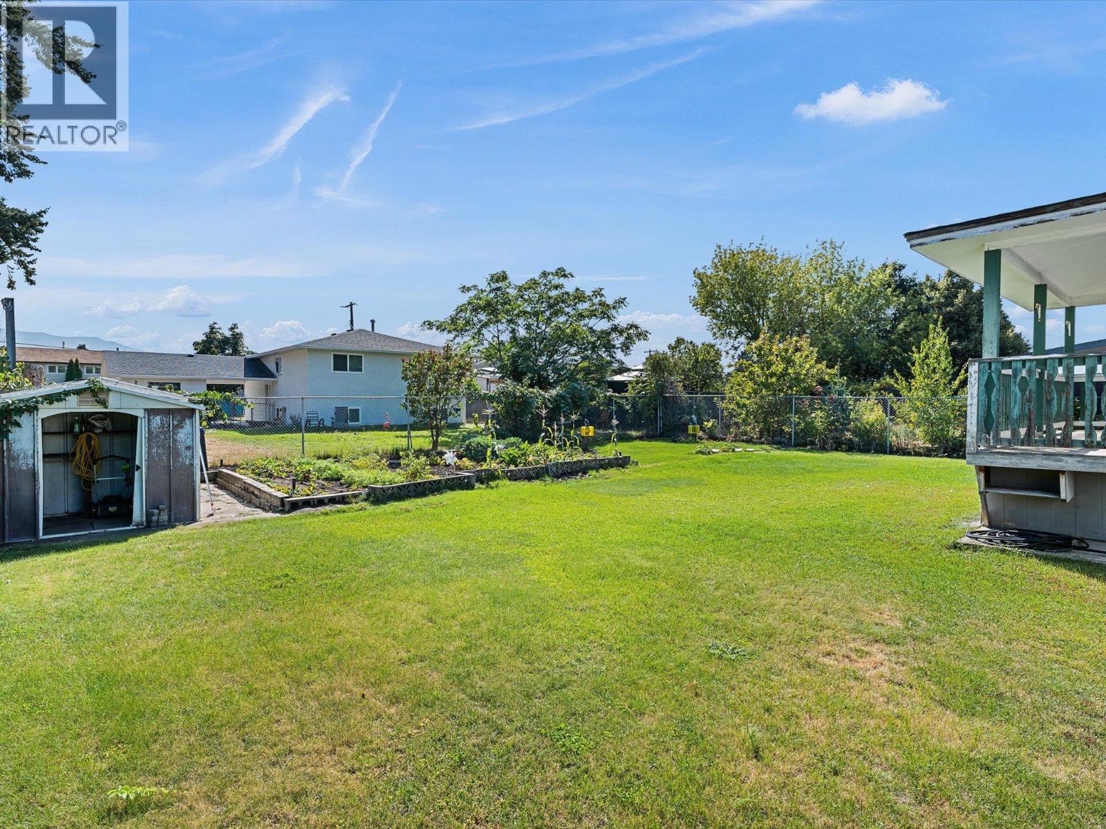 465 Hollydell Road