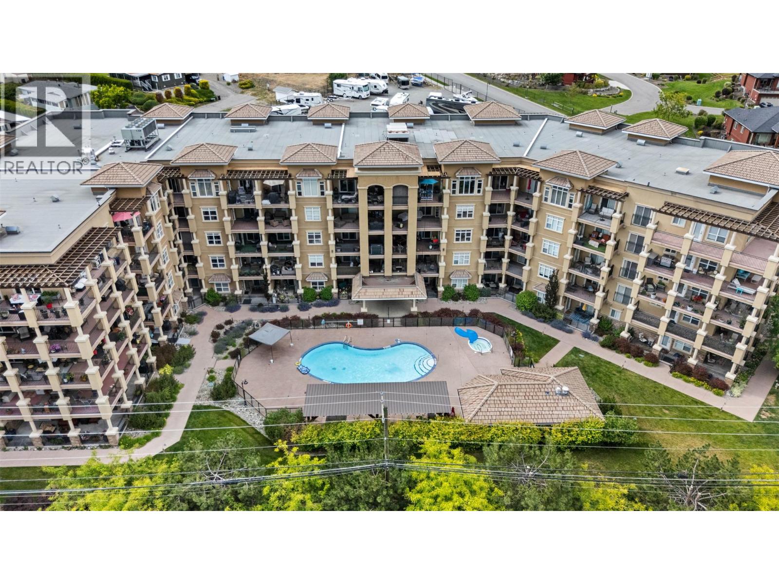 2070 Boucherie Road Unit# 301