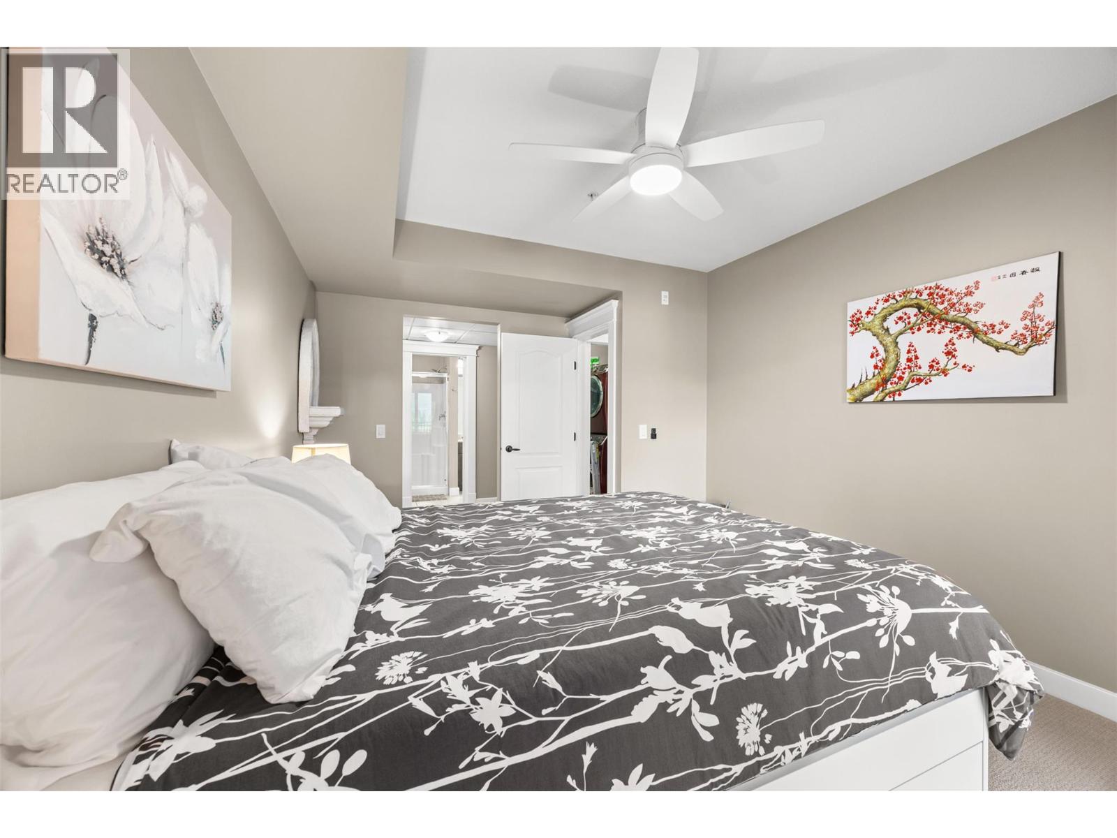 2070 Boucherie Road Unit# 301