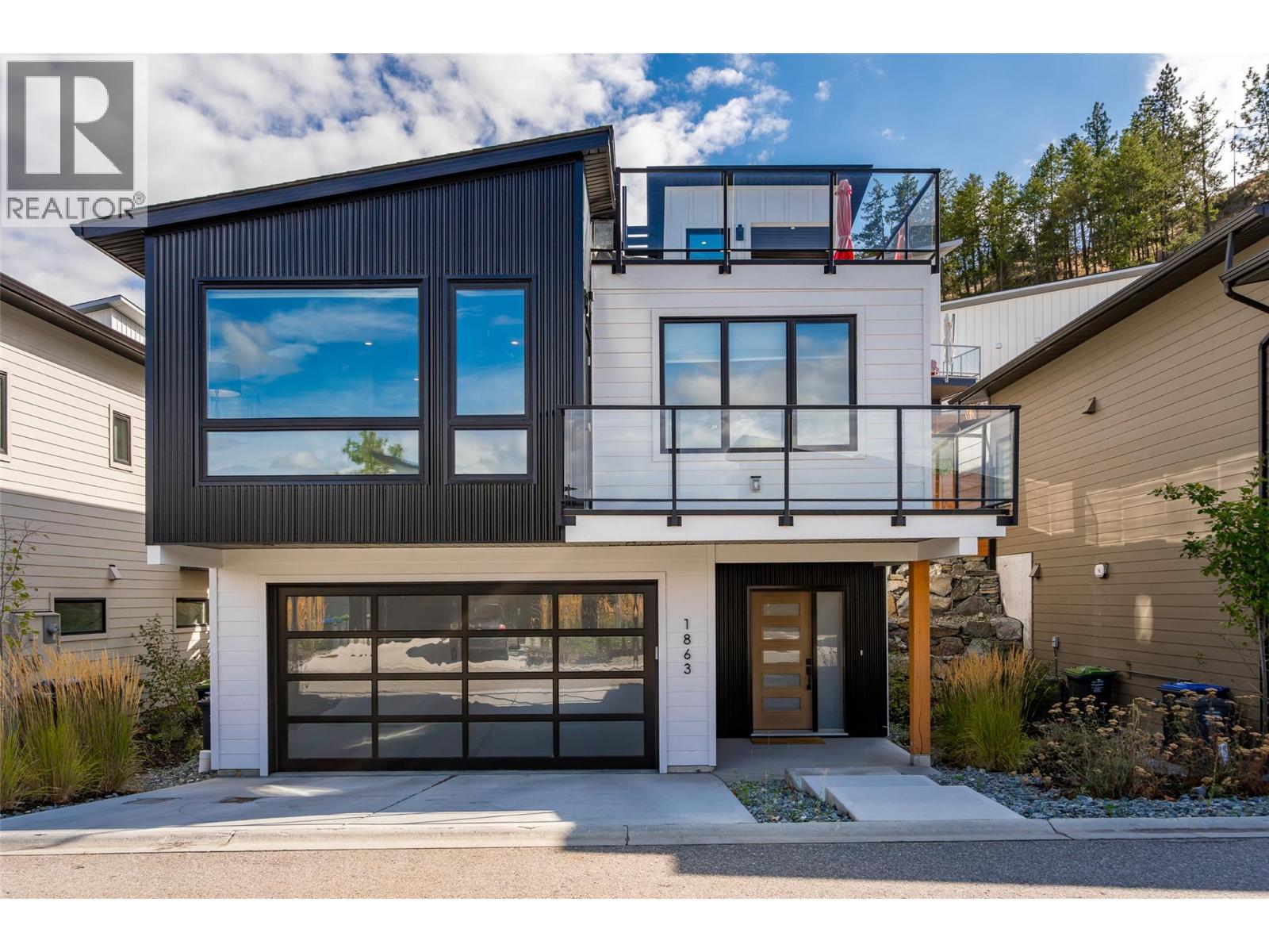 1863 Grey Owl Court