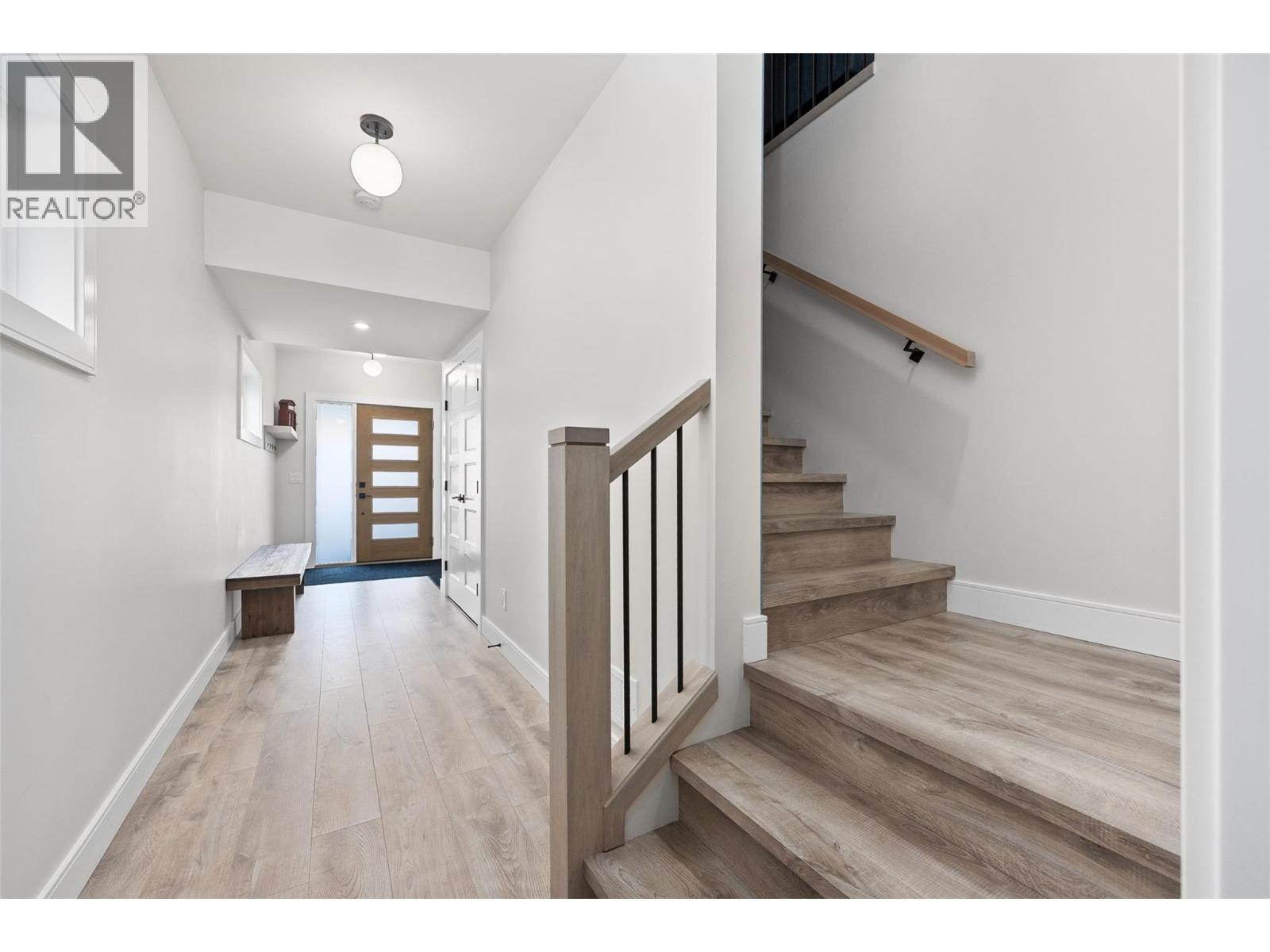 1863 Grey Owl Court