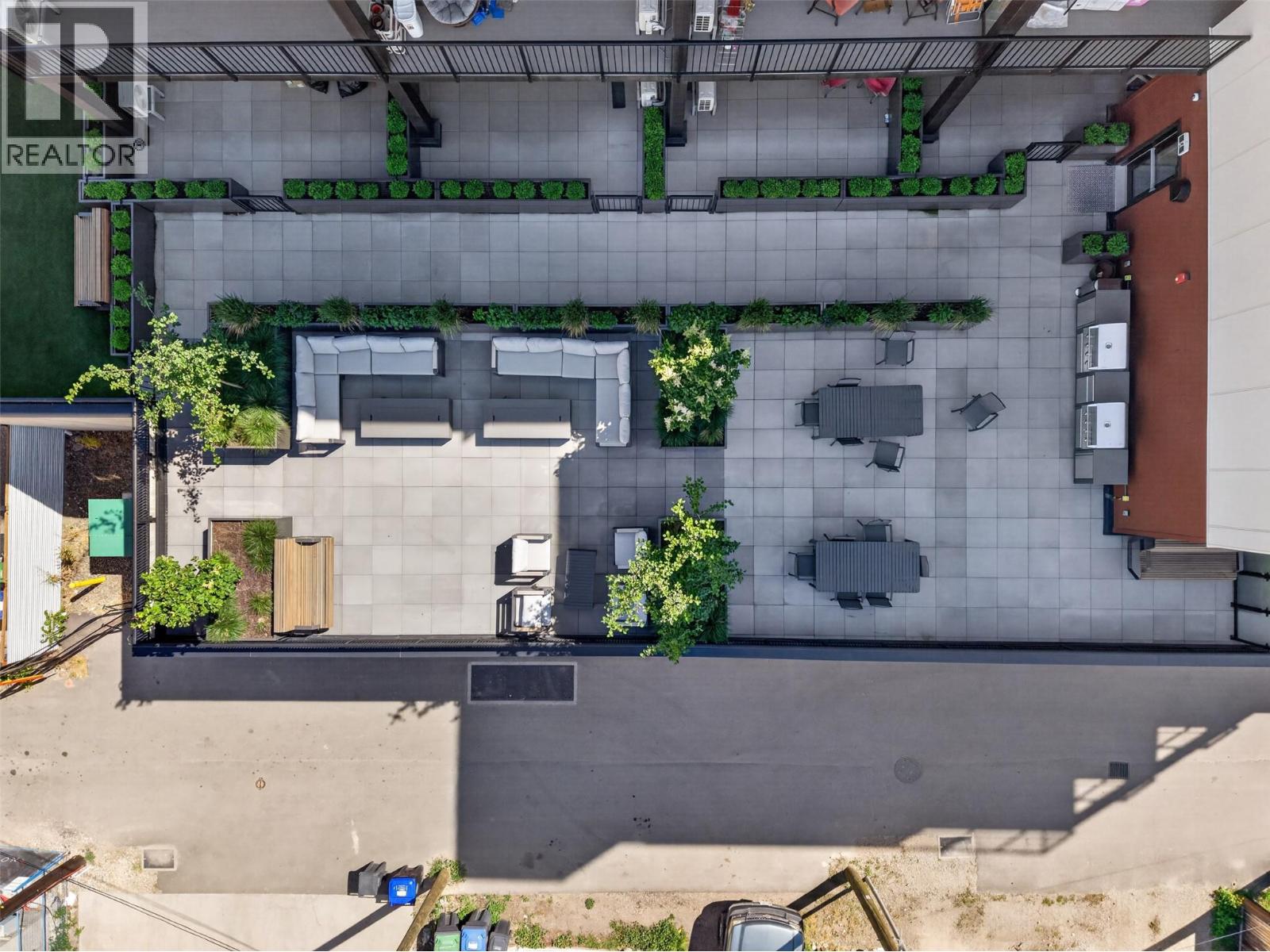 620 Coronation Avenue Unit# 211