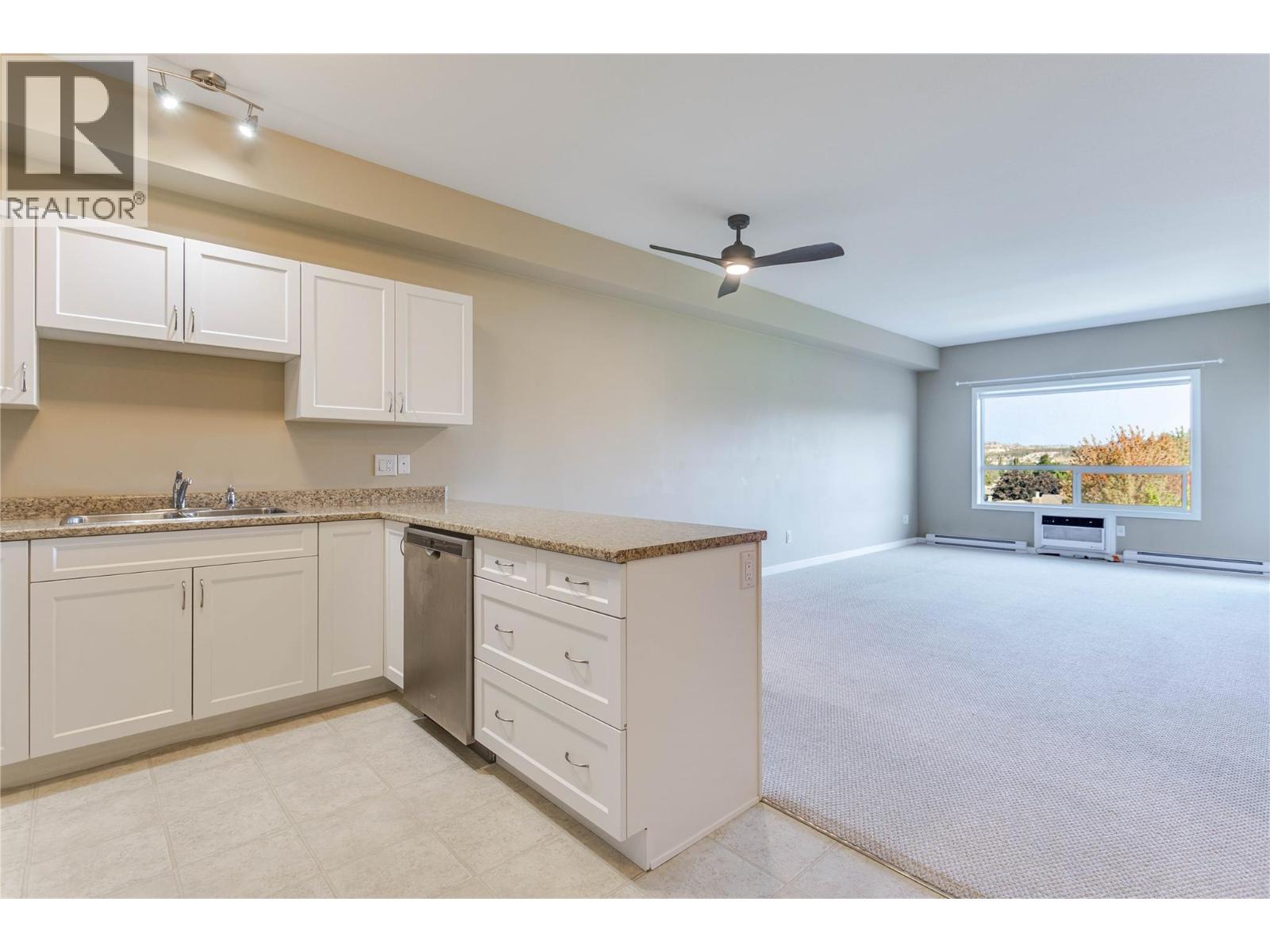 770 Rutland Road N Unit# 401