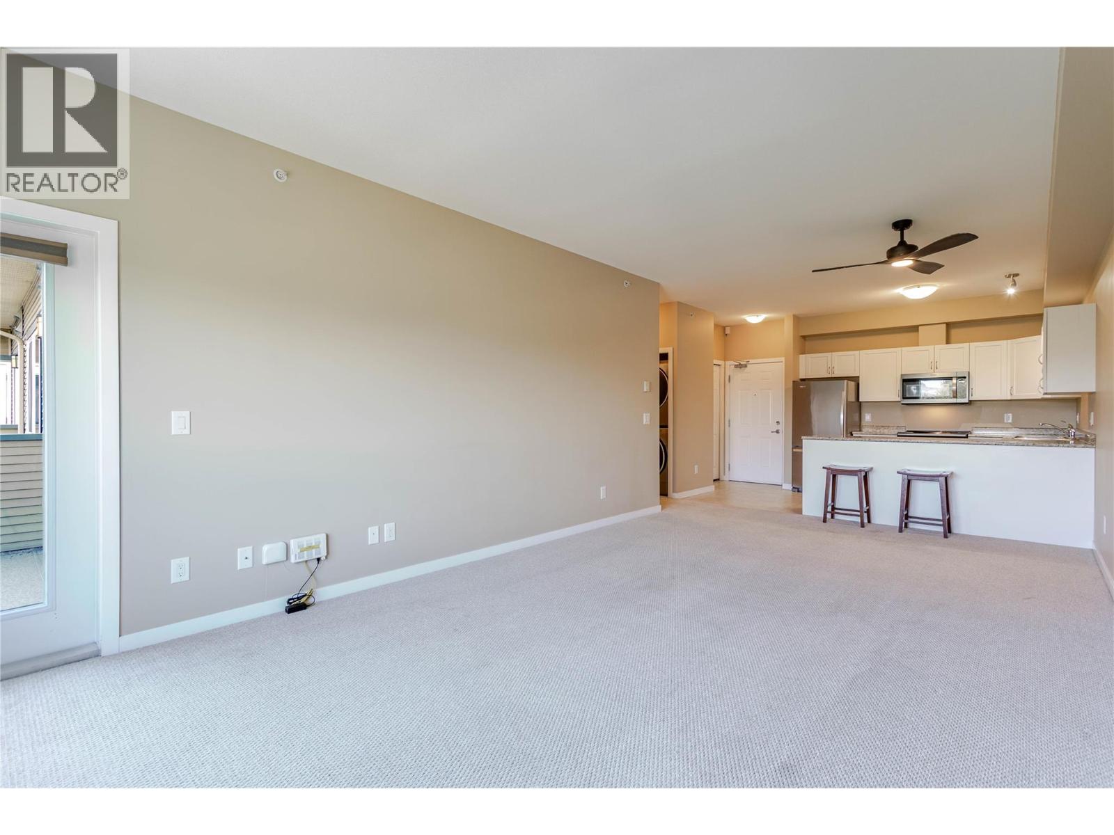 770 Rutland Road N Unit# 401