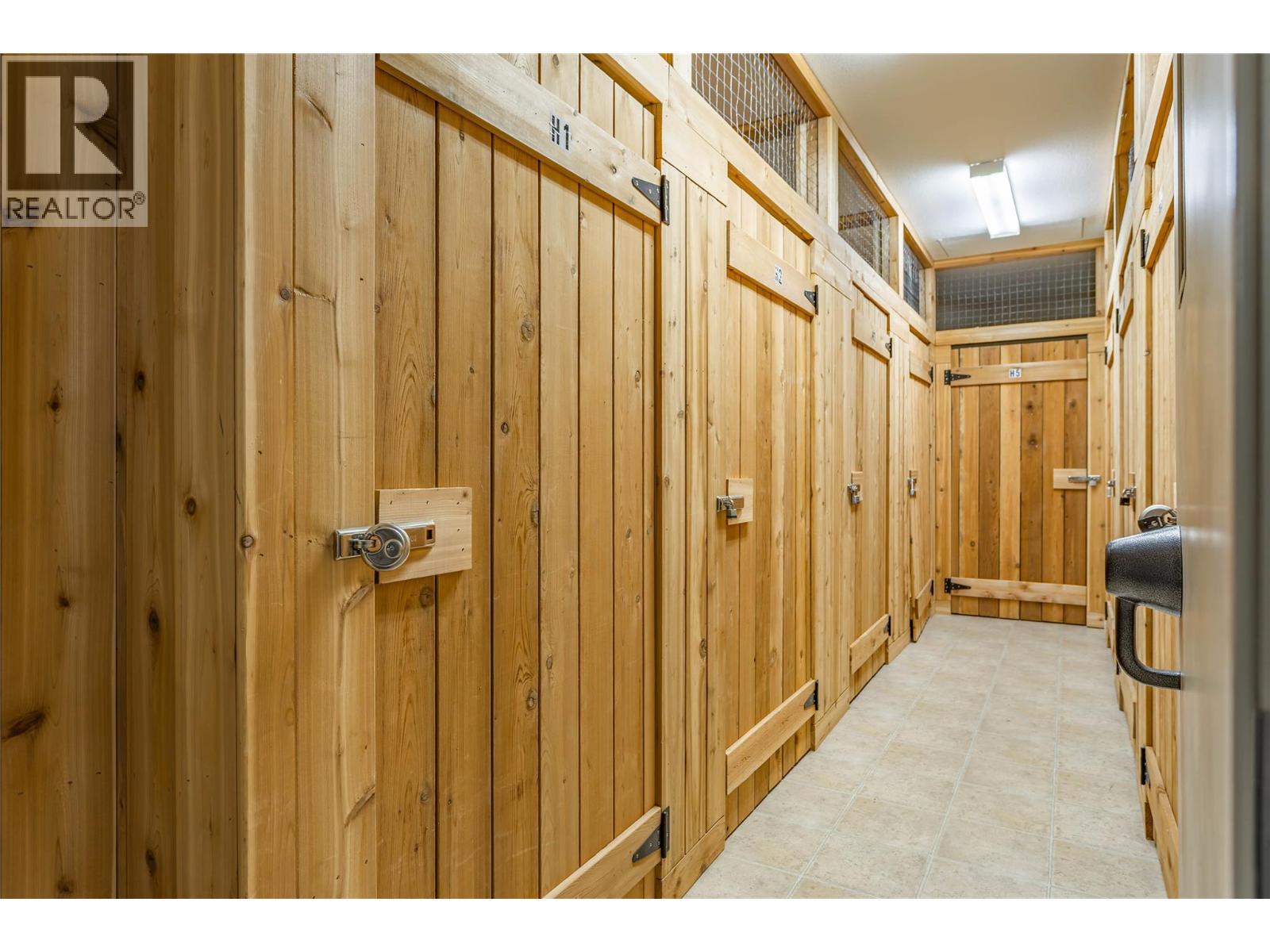 770 Rutland Road N Unit# 401