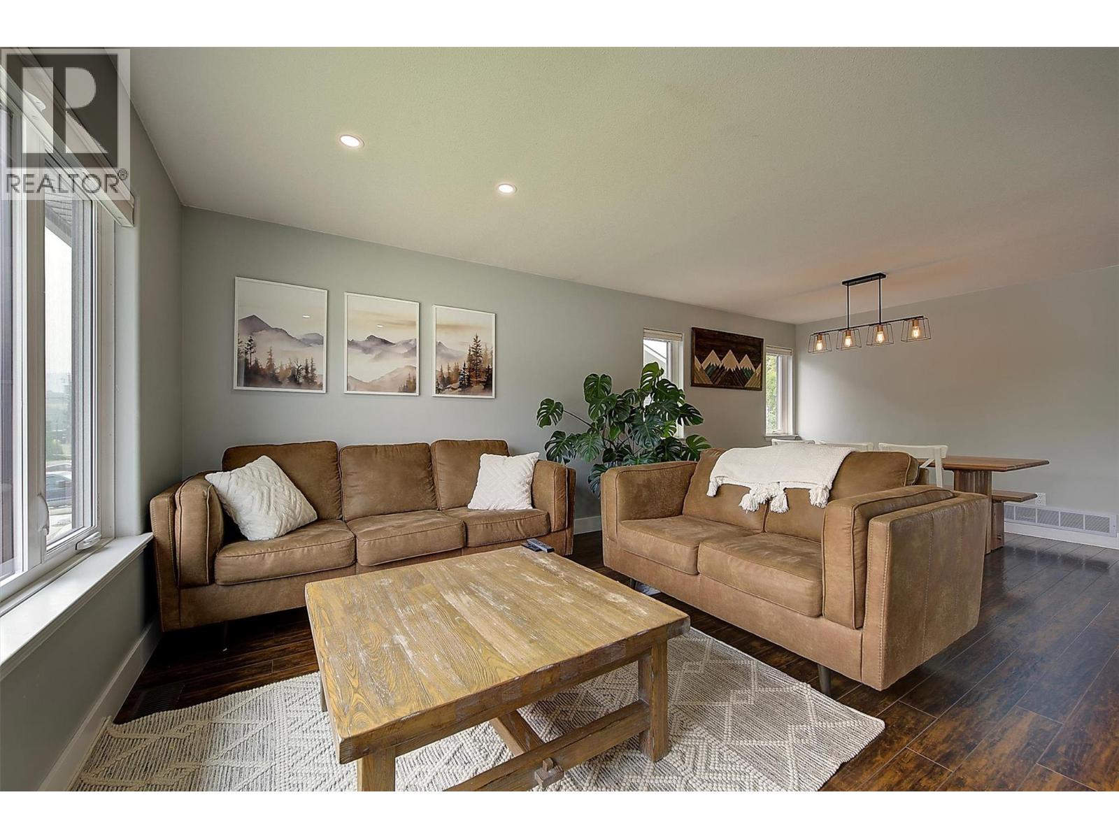 1726 Hayashi Road
