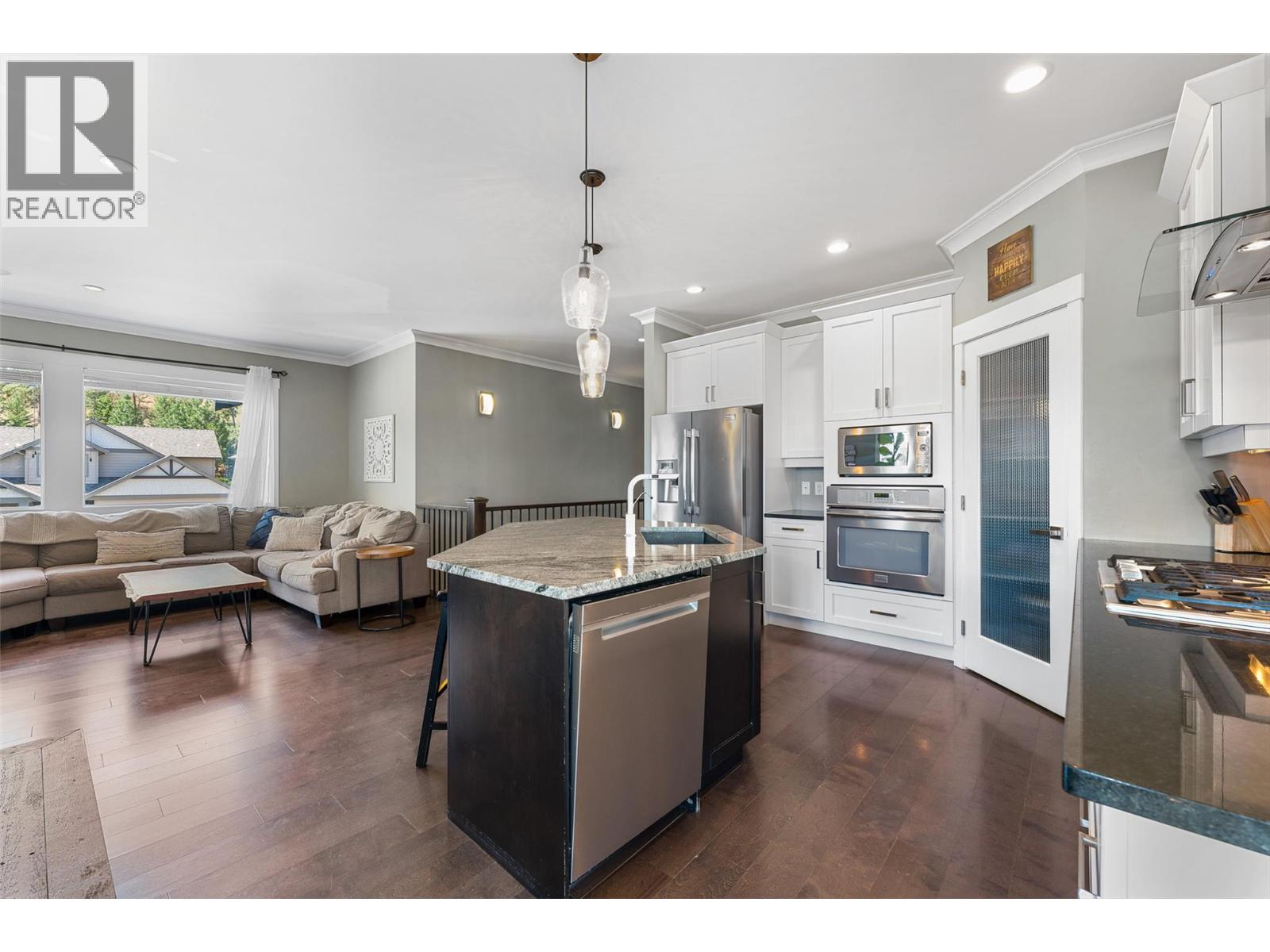 13157 Shoreline Drive