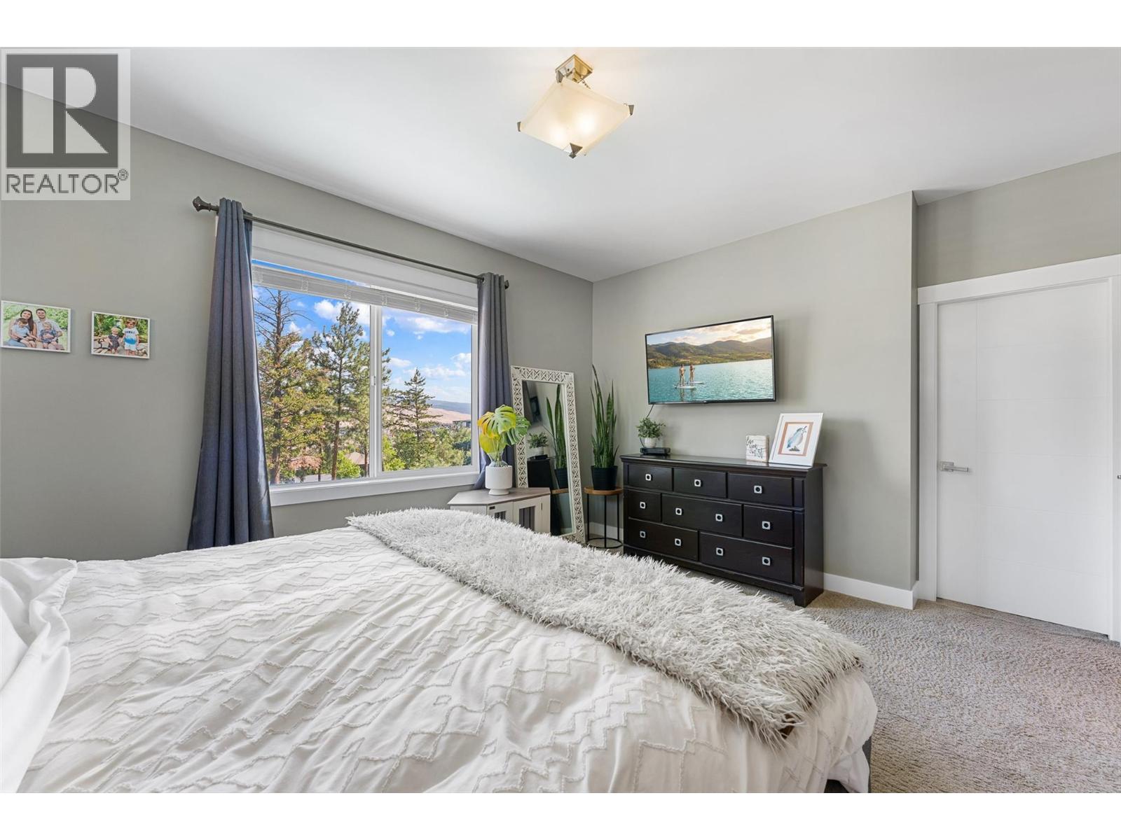13157 Shoreline Drive