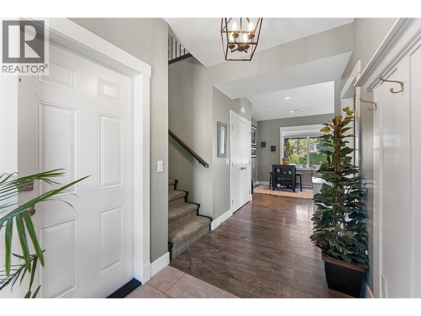 13157 Shoreline Drive