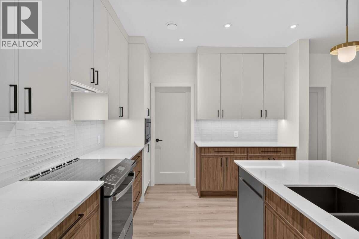 1720 Hidden Hills Drive Unit# 29