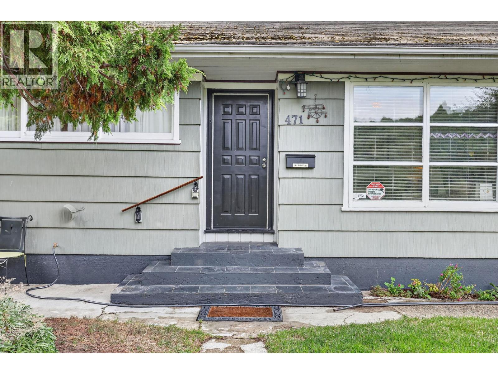 471 Cadder Avenue