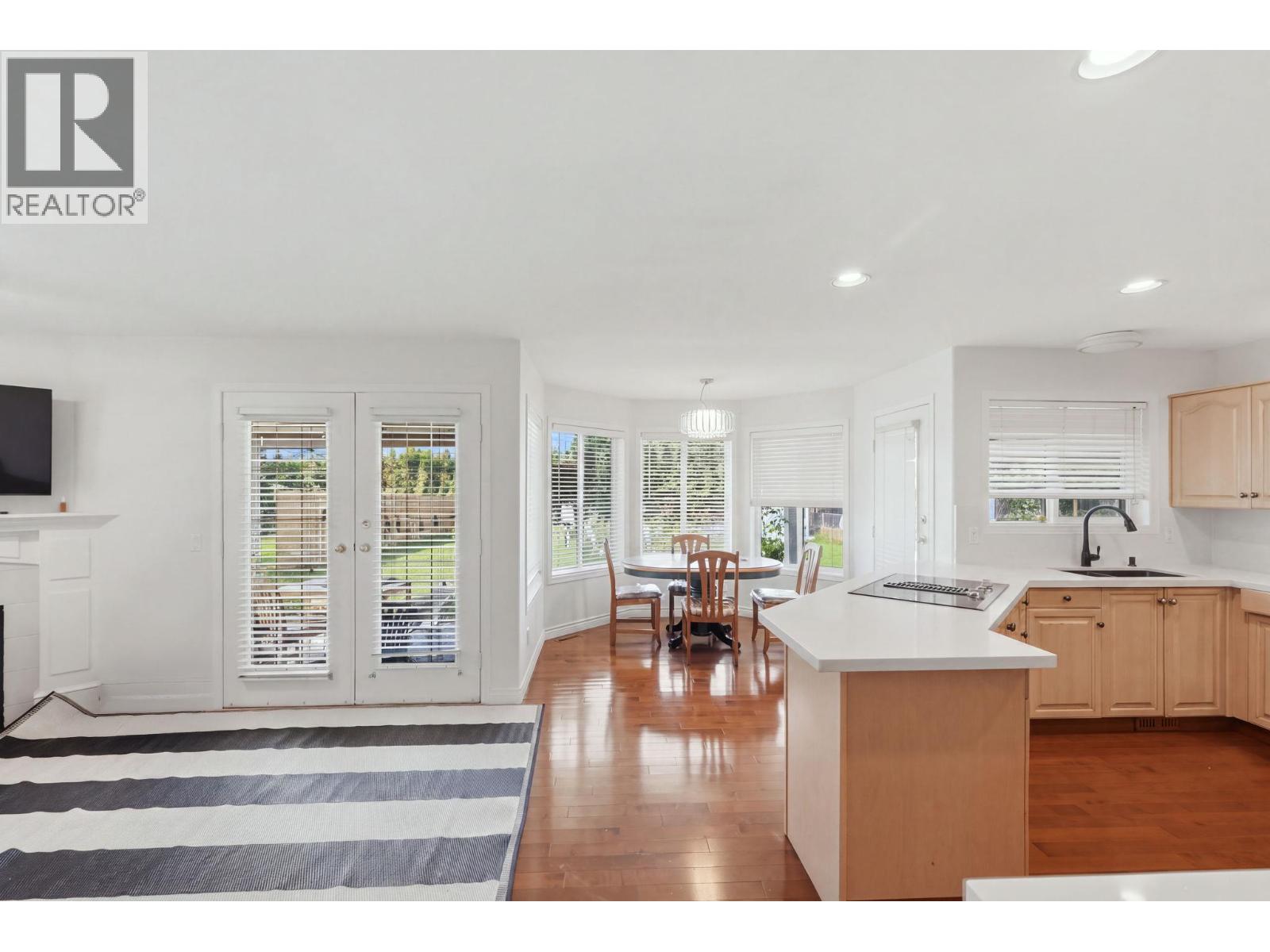 348 Phipps Crescent