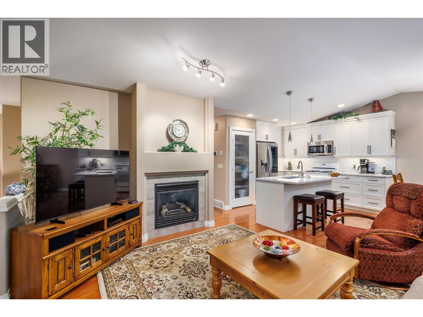 245 SNOWSELL Street Unit# 119