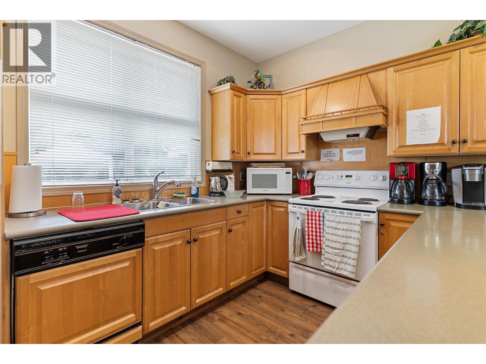 515 Houghton Road Unit# 311