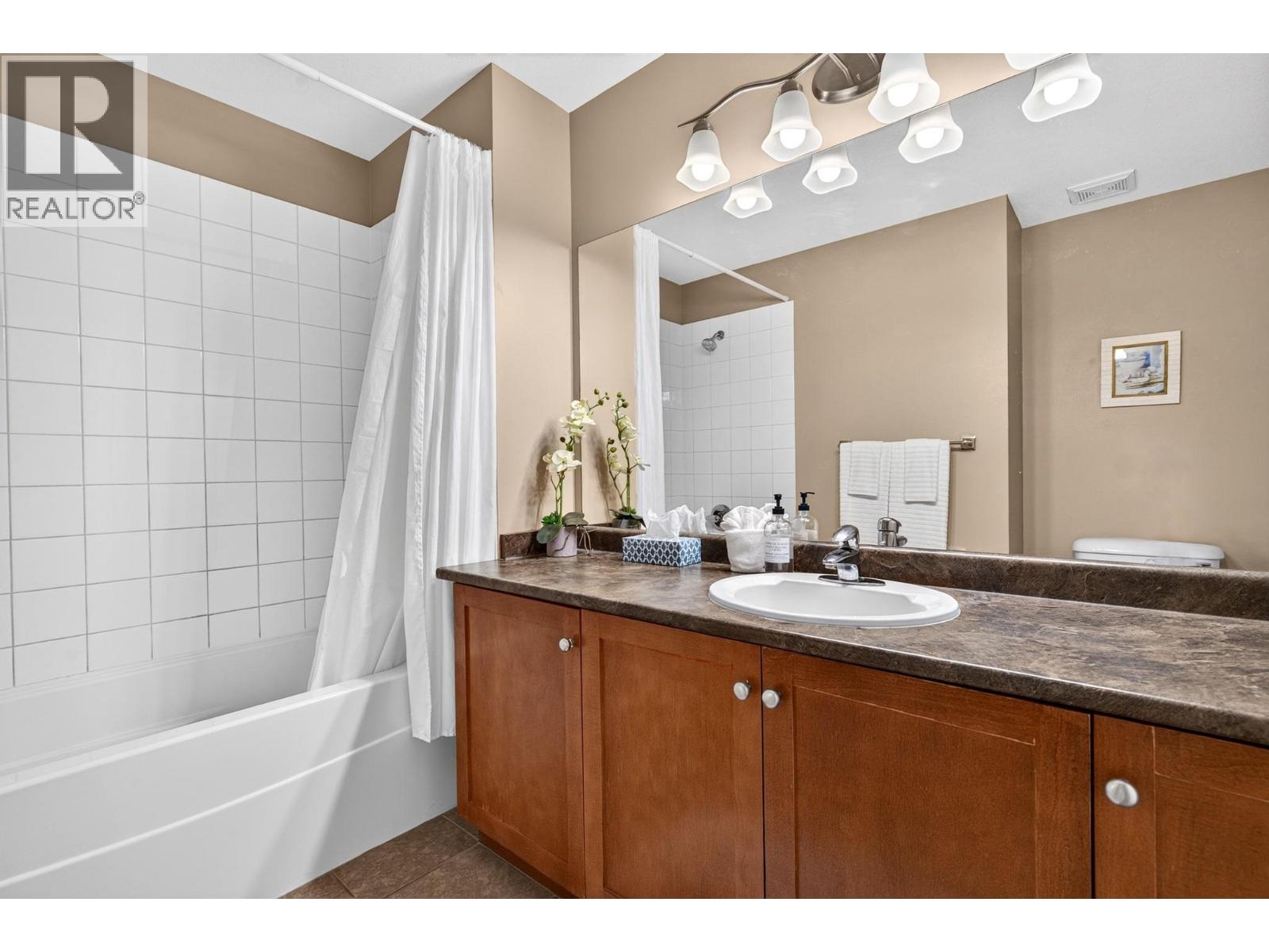 1873 Country Club Drive Unit# 2521