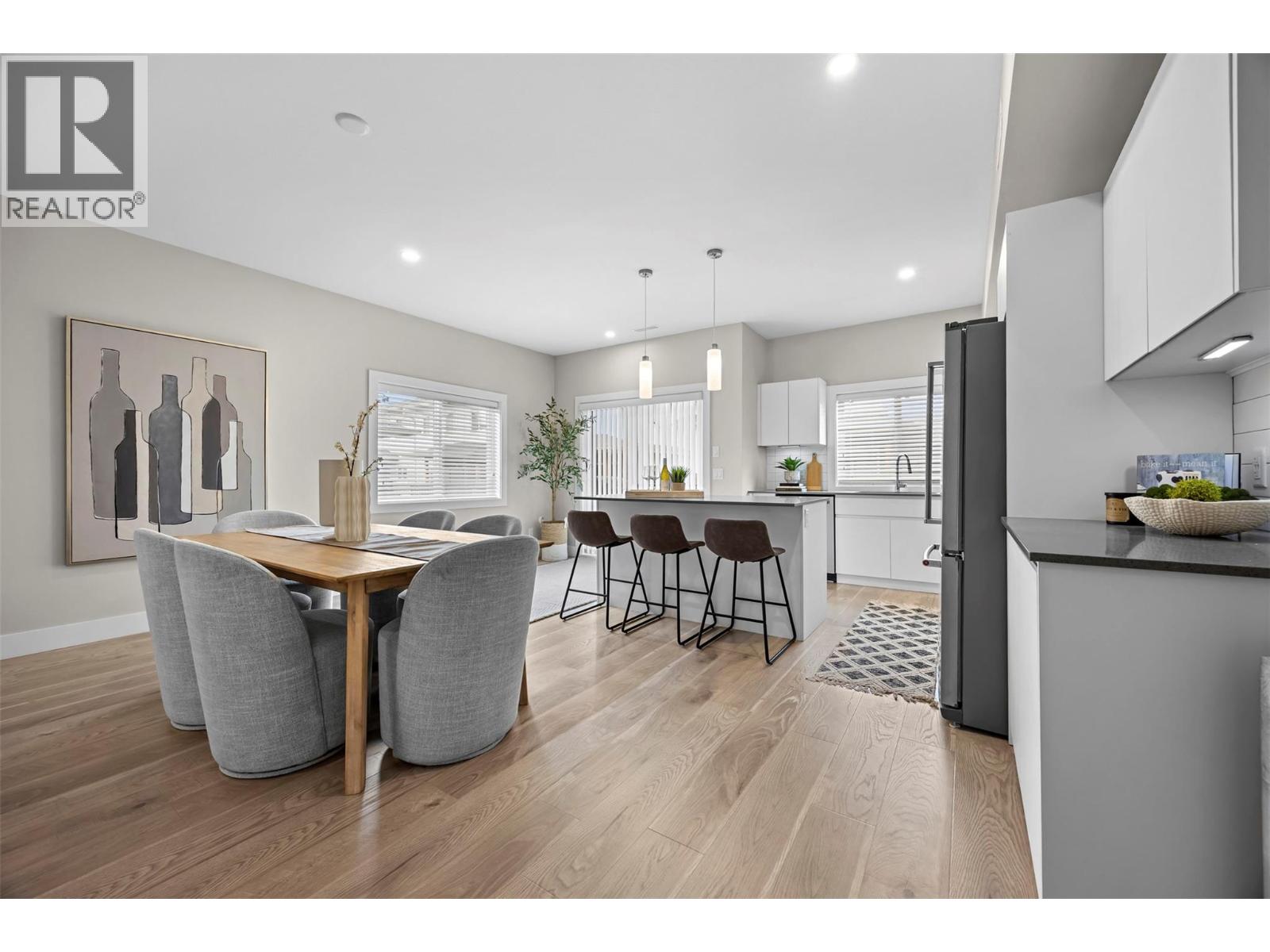 255 Taylor Road Unit# 18