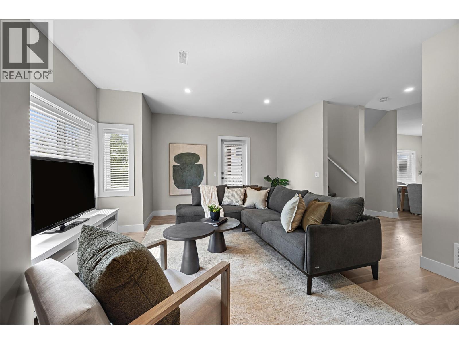 255 Taylor Road Unit# 18