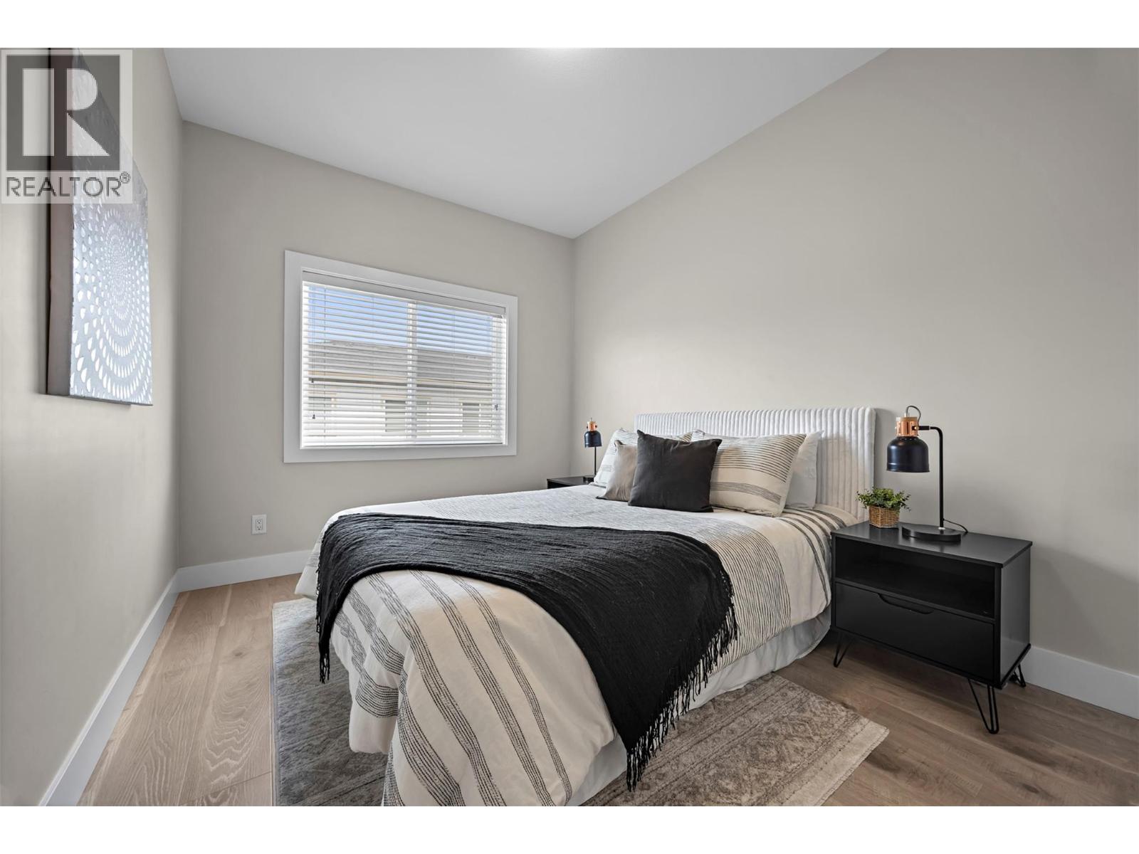 255 Taylor Road Unit# 18