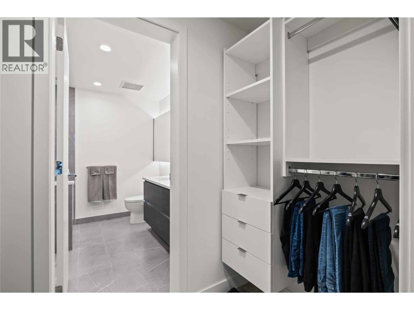 238 Leon Avenue Unit# 2007
