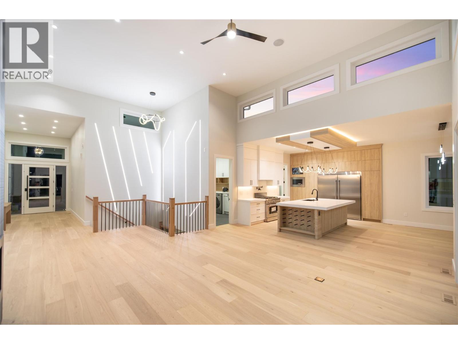 979 Loseth Drive